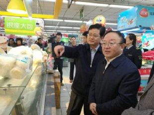 菏泽市副市长曹升灵落实春节食品安全监管工作